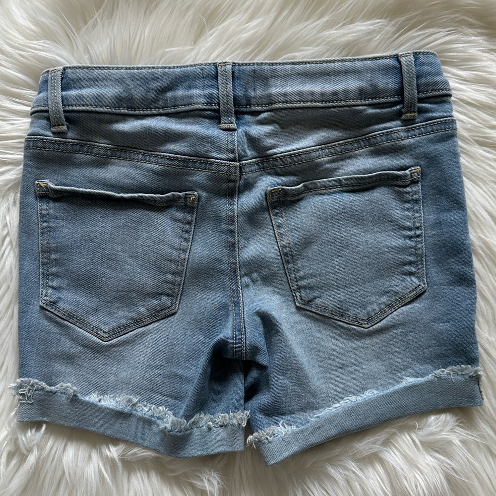 SO Kids Floral Embroidered Jean Shorts - Picture 2 of 3